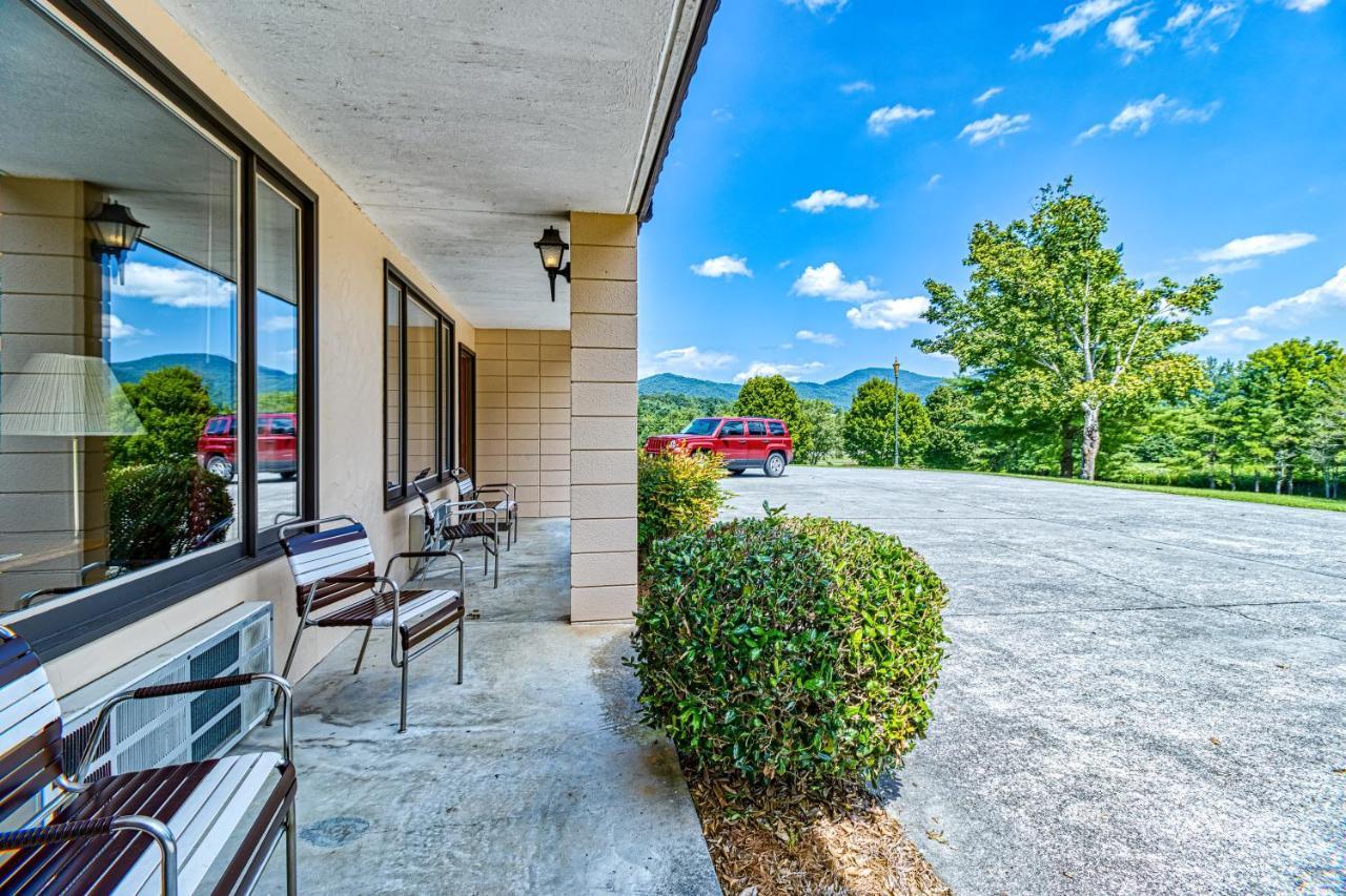 Highland Manor Inn Townsend Bagian luar foto