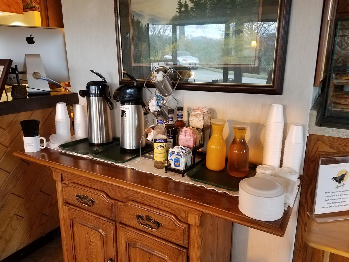 Highland Manor Inn Townsend Bagian luar foto